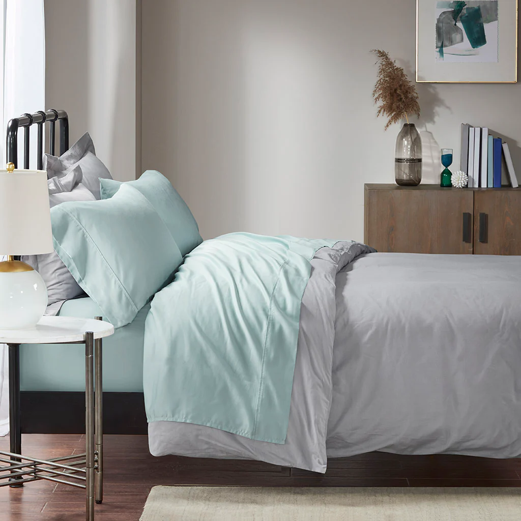 1500 Thread Count Cotton Blend 4-Piece Sheet Set - Image 5
