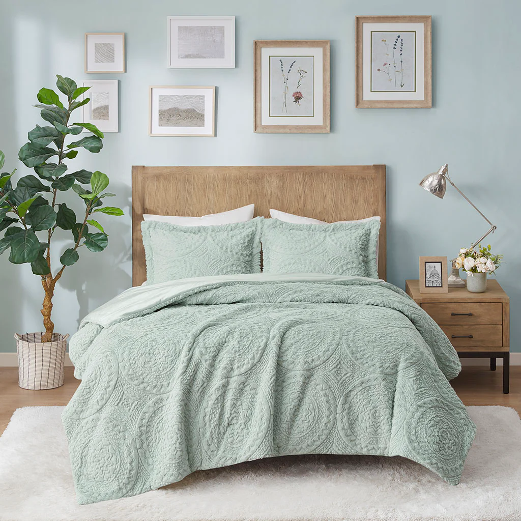 Arya Embroidered Medallion Faux Fur Ultra Plush Comforter Mini Set - Image 9