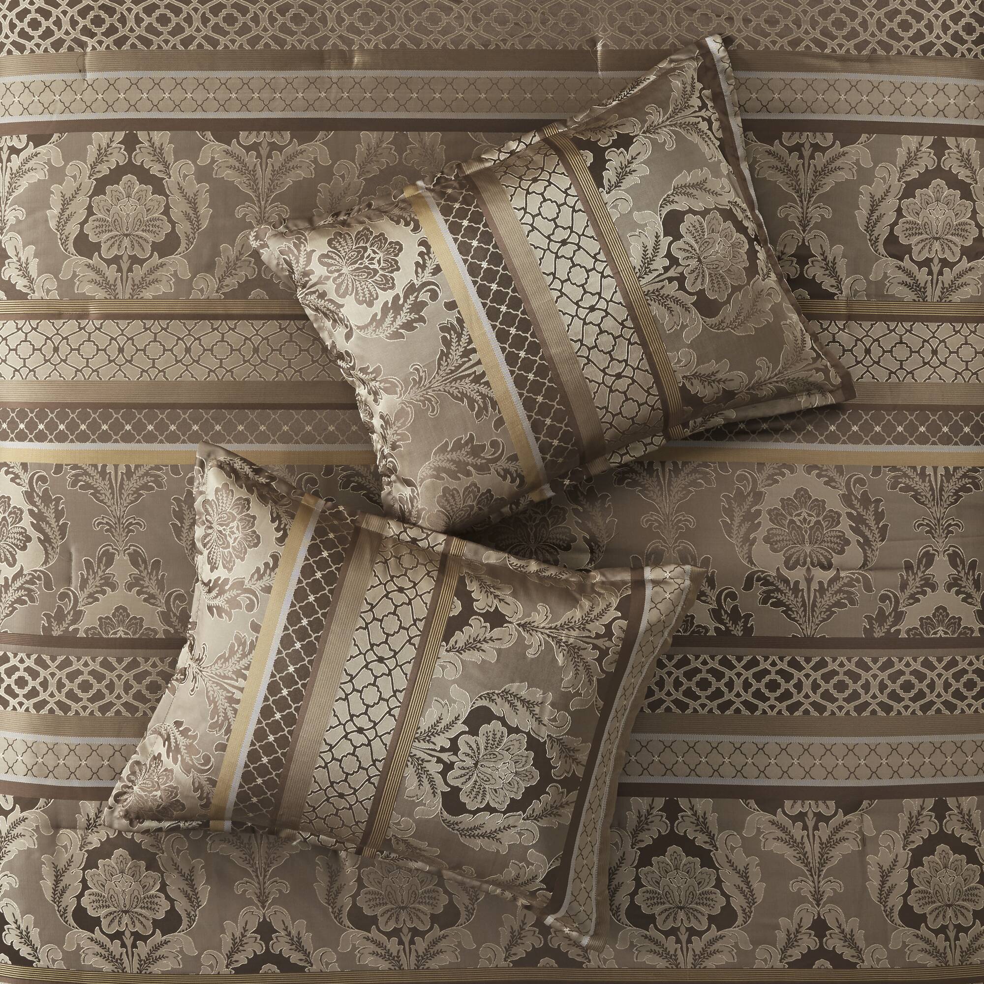 Bellagio 7-Piece Jacquard Comforter Set - Image 10