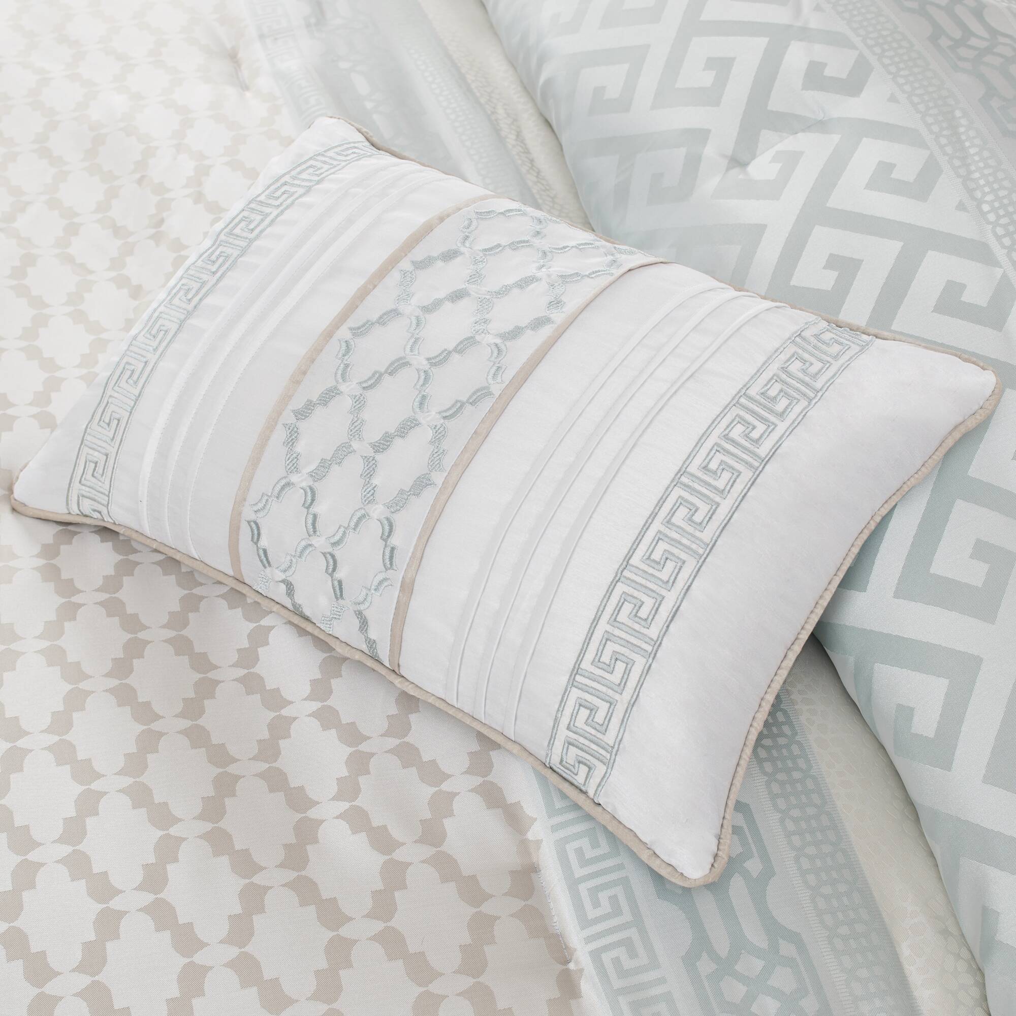 Bennett 7-Piece Comforter Set - Image 9