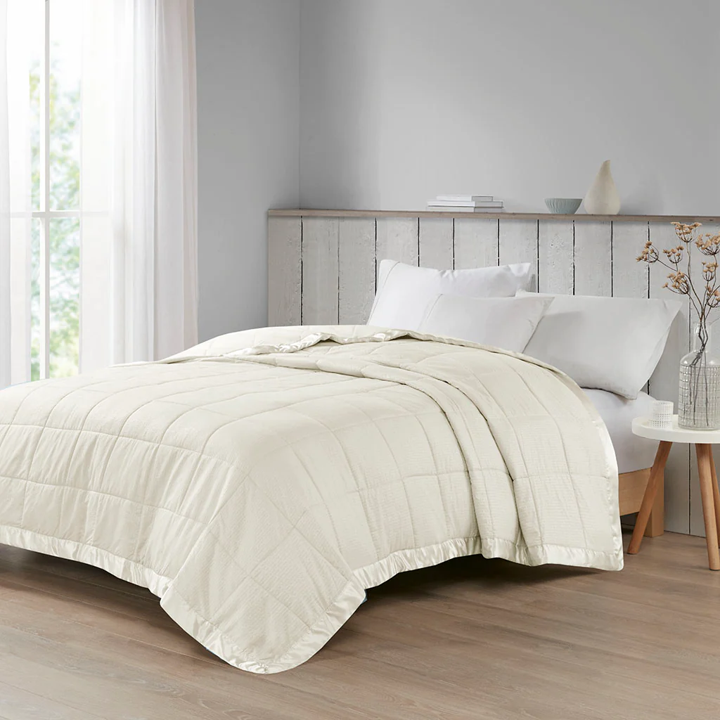 Cambria Oversized Down Alternative Blanket with Satin Trim - Image 4