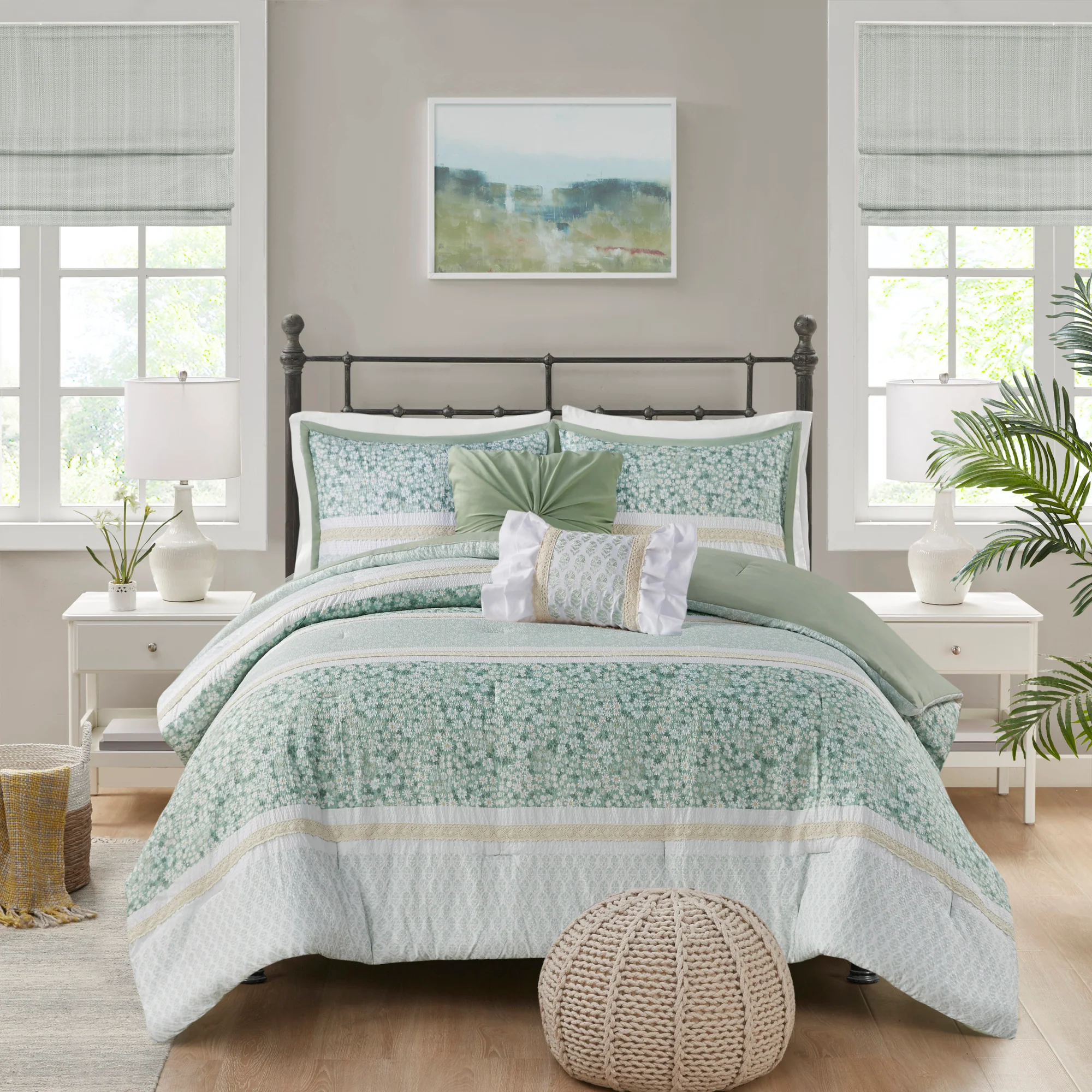 Caralie 5-Piece Seersucker Comforter Set with Throw Pillows - Image 3