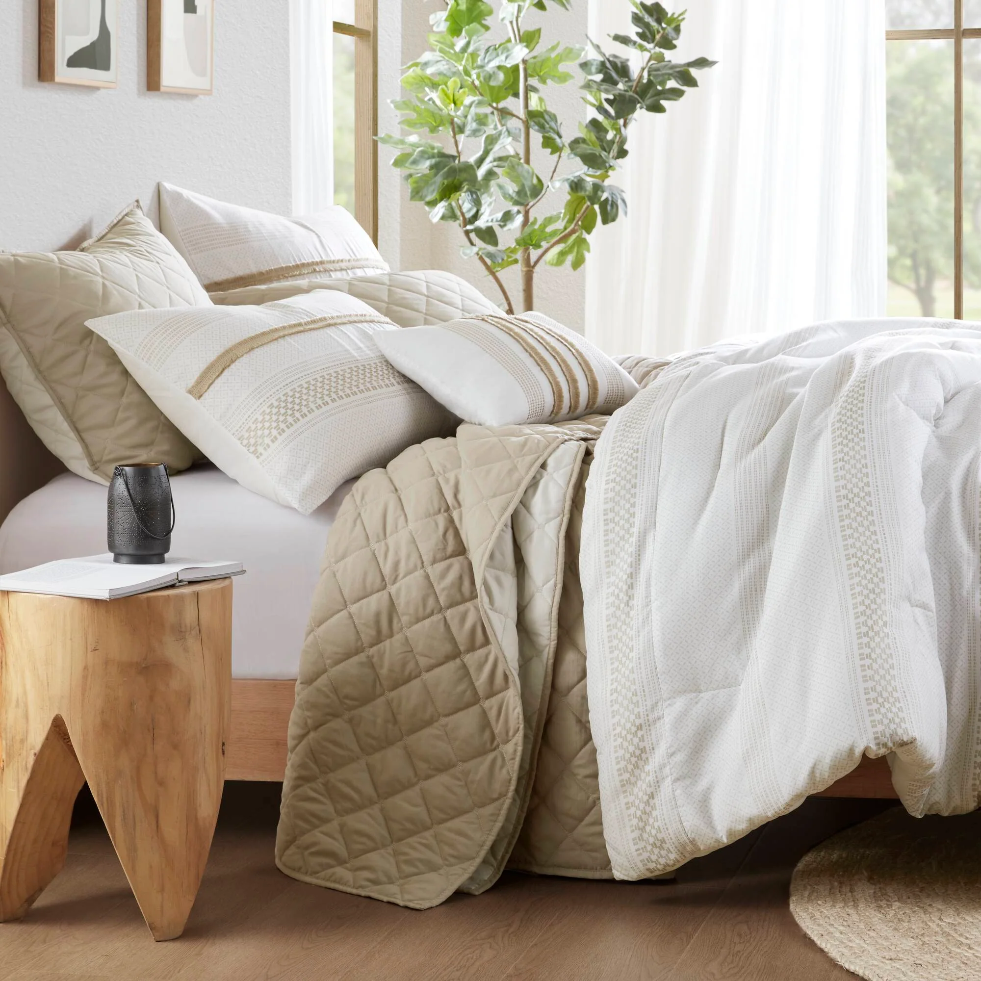 Carolina 7-Piece Stripe Comforter and Quilt Set - Image 8