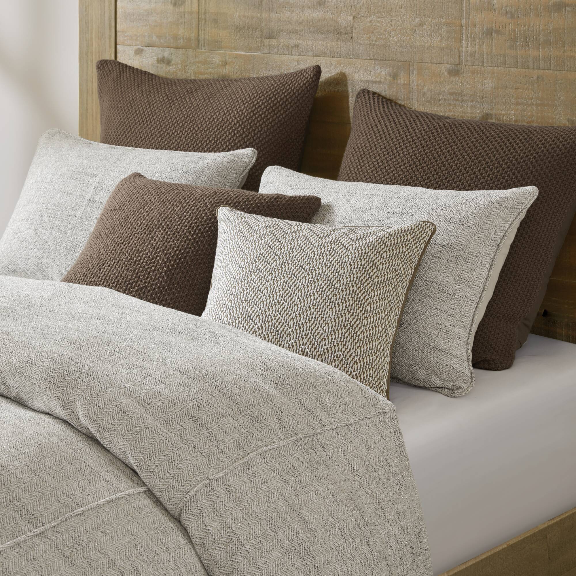 Chapman Comforter Set - Image 5