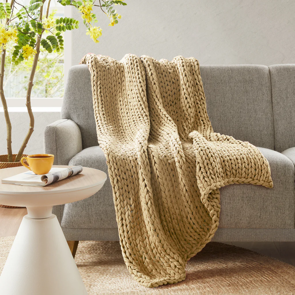 Chunky Double Knit Hand Made Throw Blanket - Image 57