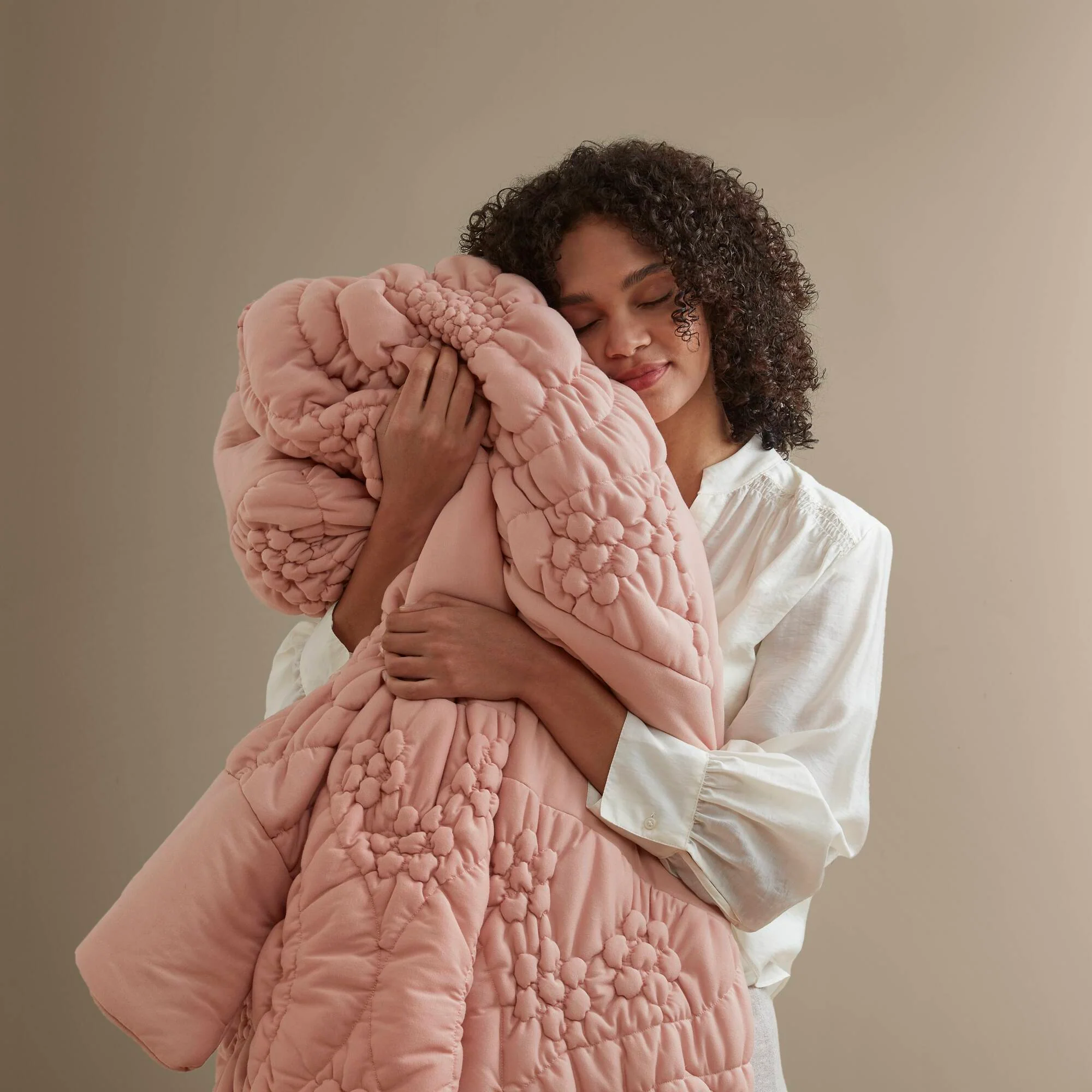 Elise Comforter Set - Image 11