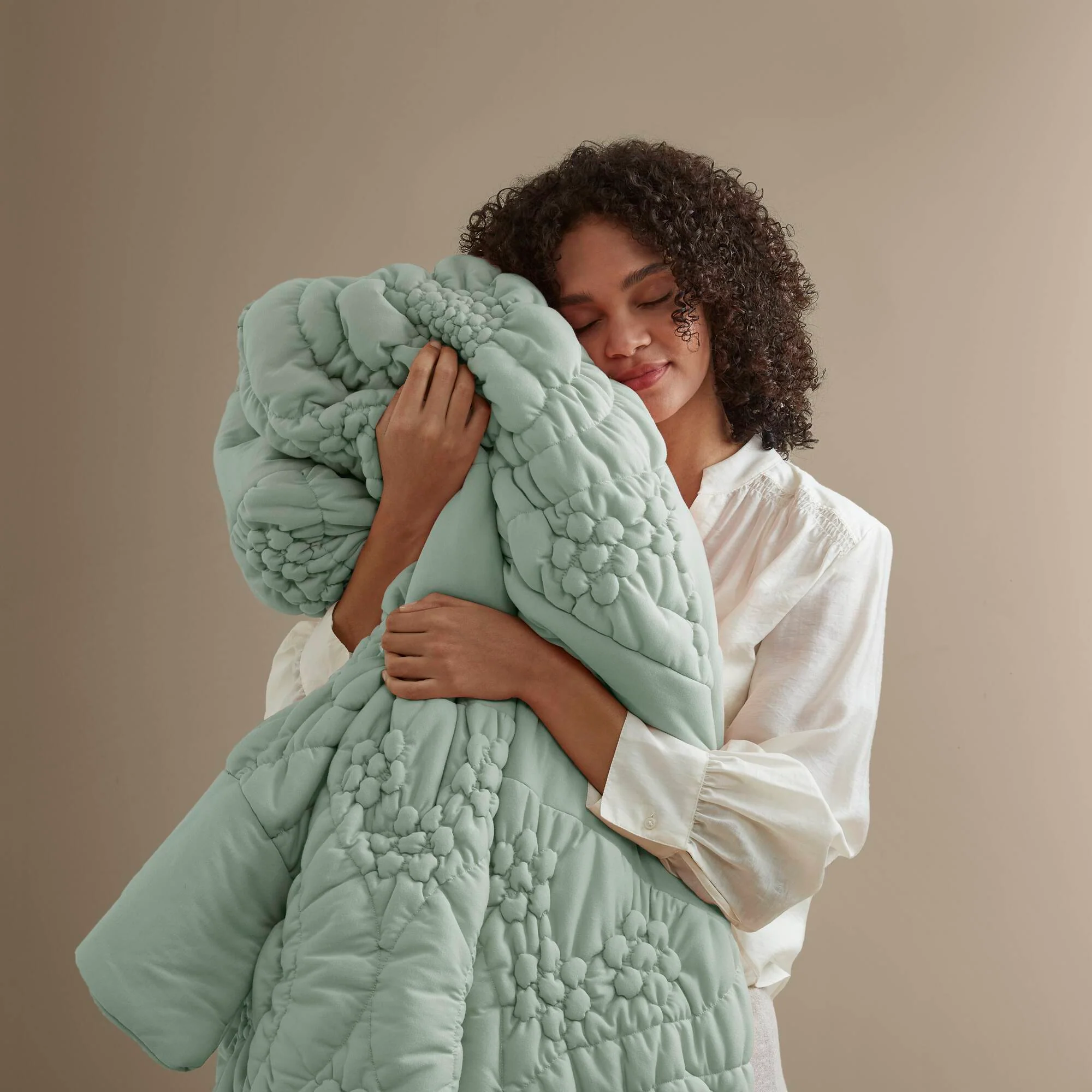 Elise Comforter Set - Image 12