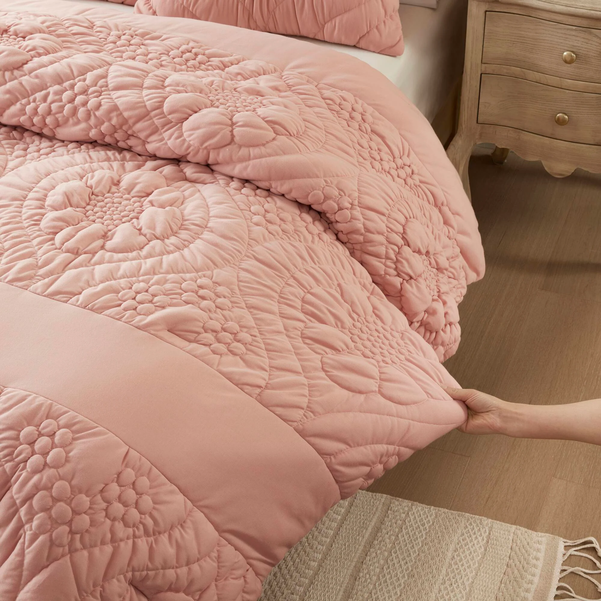 Elise Comforter Set - Image 18