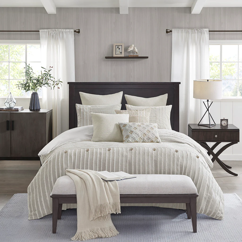 Essence Oversized Cotton Clipped Jacquard Comforter Set with Euro Shams and Throw Pillows - Image 10