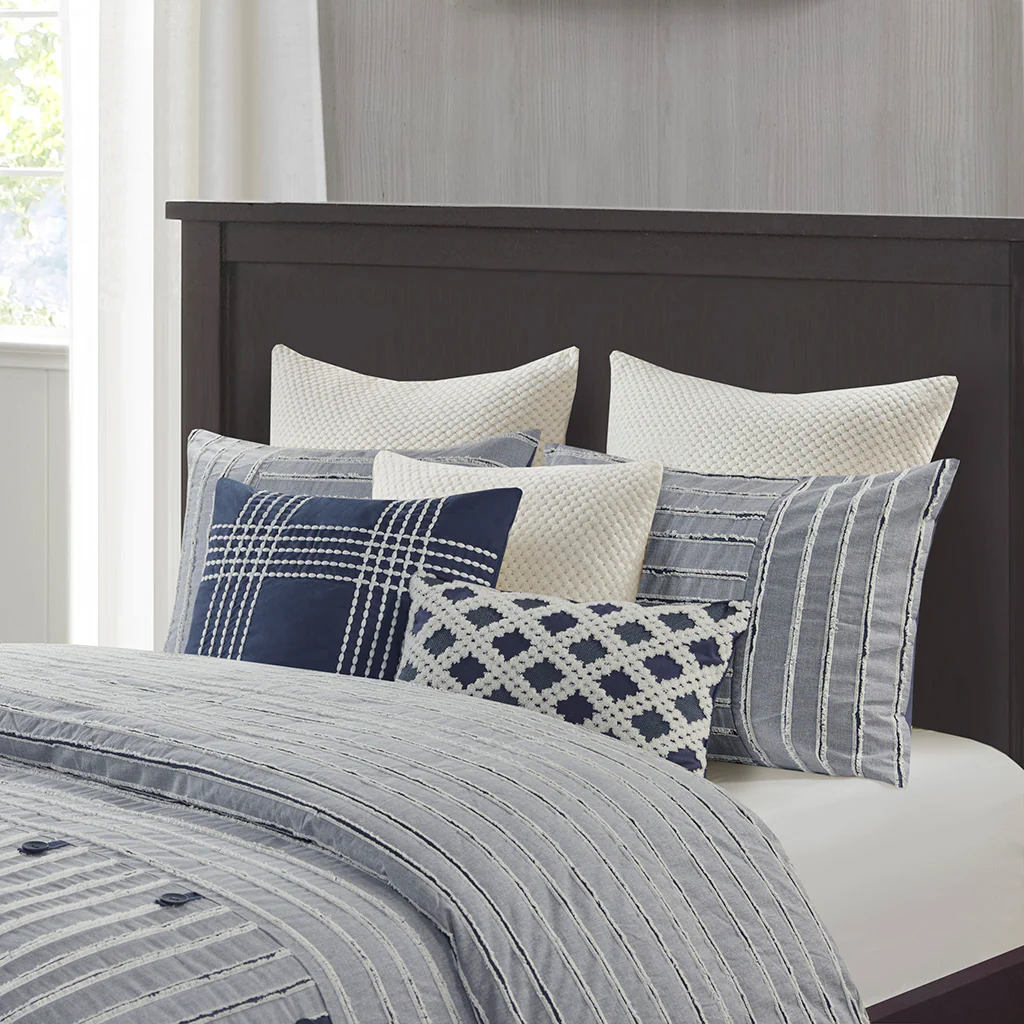 Essence Oversized Cotton Clipped Jacquard Comforter Set with Euro Shams and Throw Pillows - Image 11