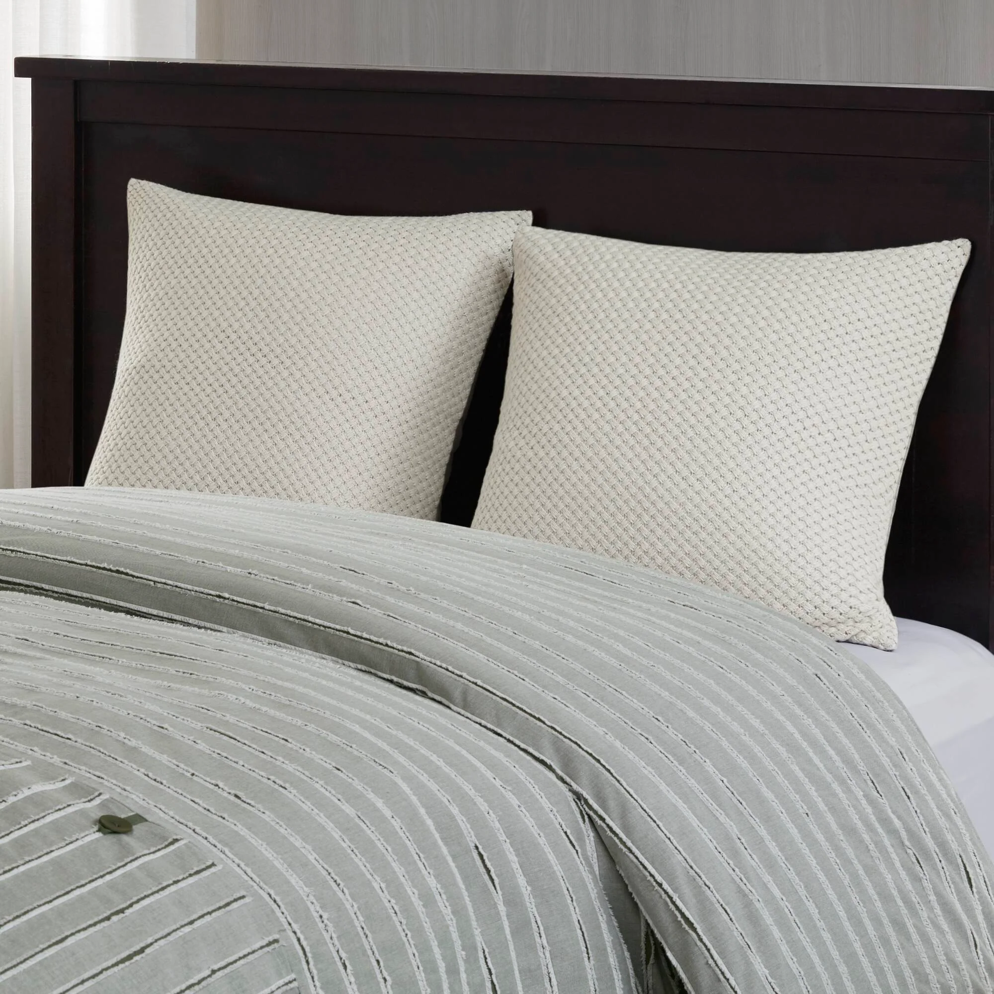 Essence Oversized Cotton Clipped Jacquard Comforter Set with Euro Shams and Throw Pillows - Image 23