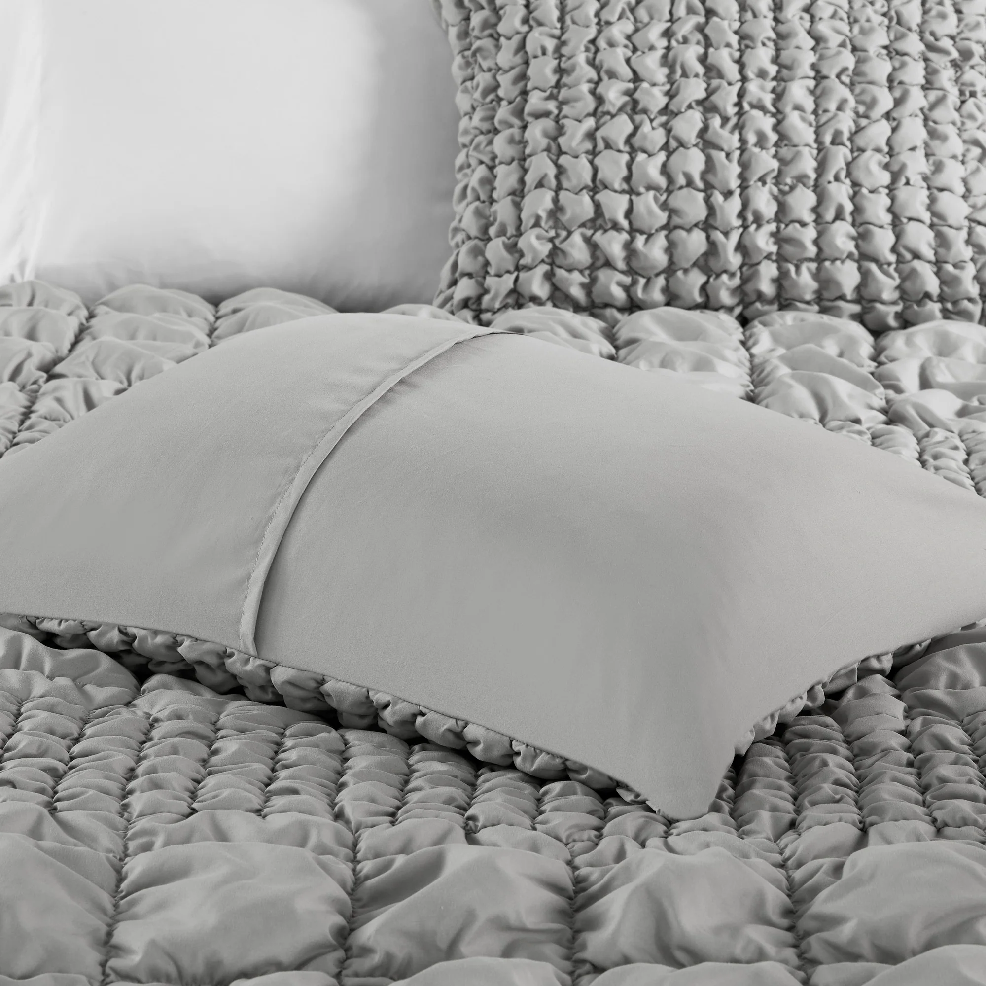 Evelyn 3-Piece Stripe Ruched Comforter Set - Image 10