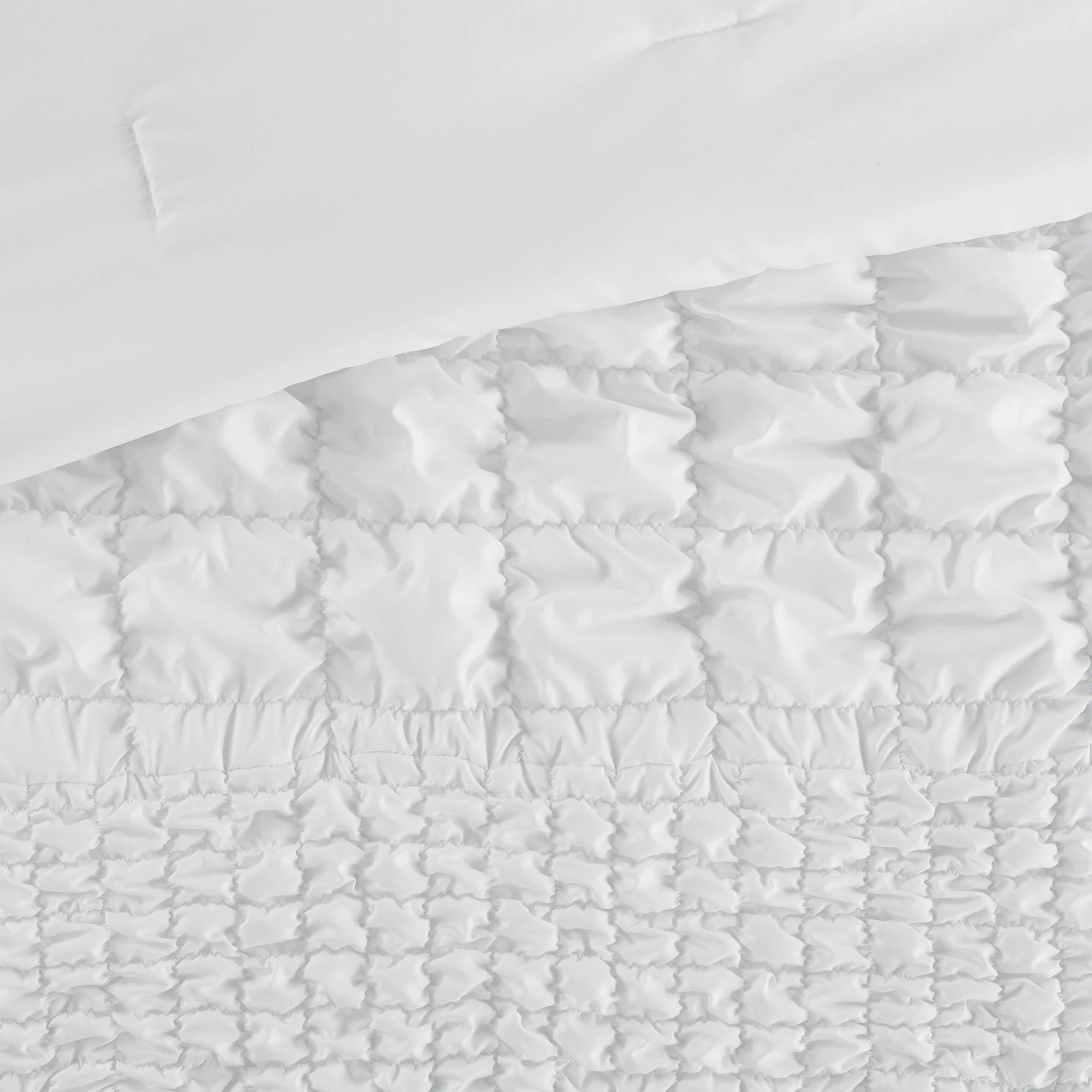 Evelyn 3-Piece Stripe Ruched Comforter Set - Image 11