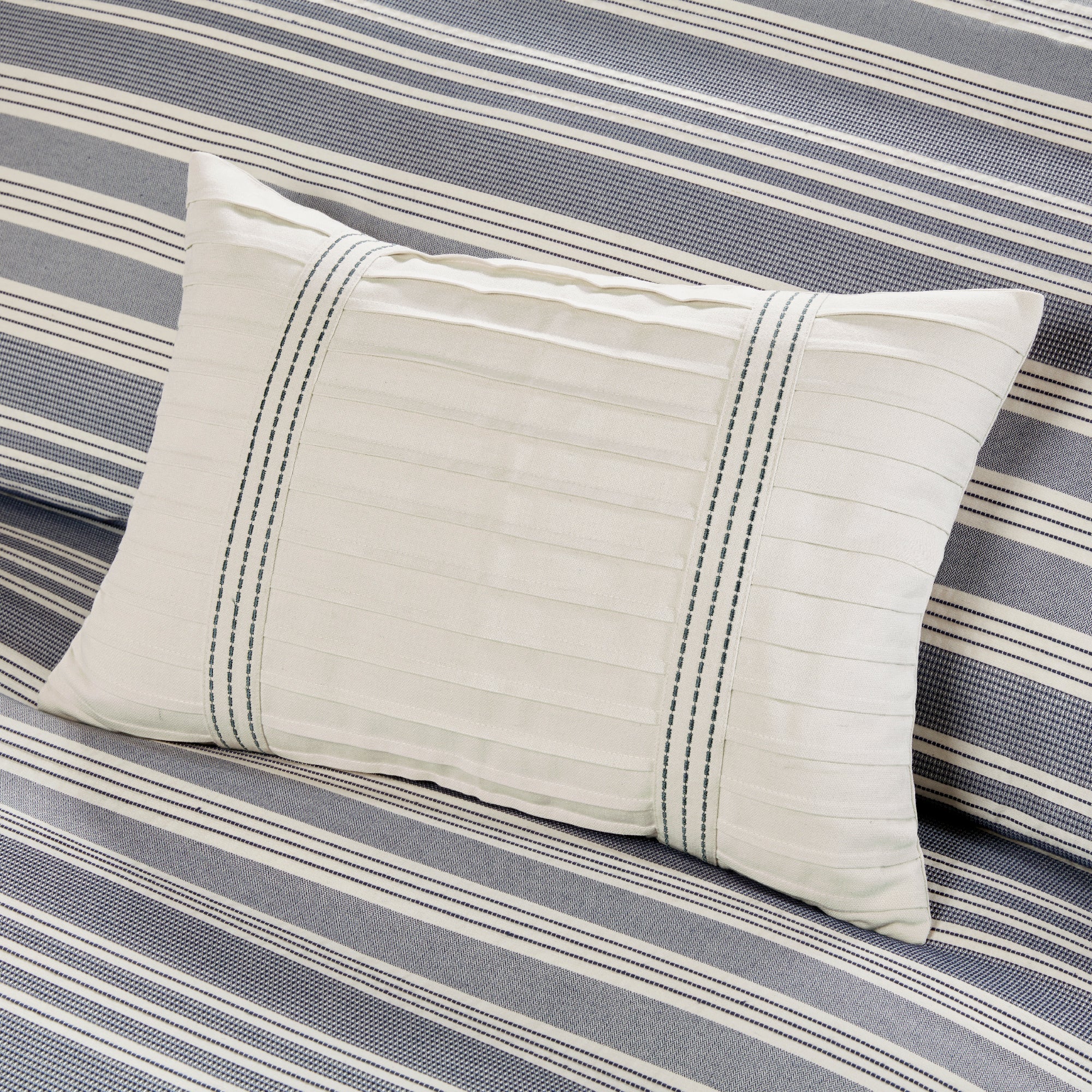 Farmhouse Comforter Set - Image 5