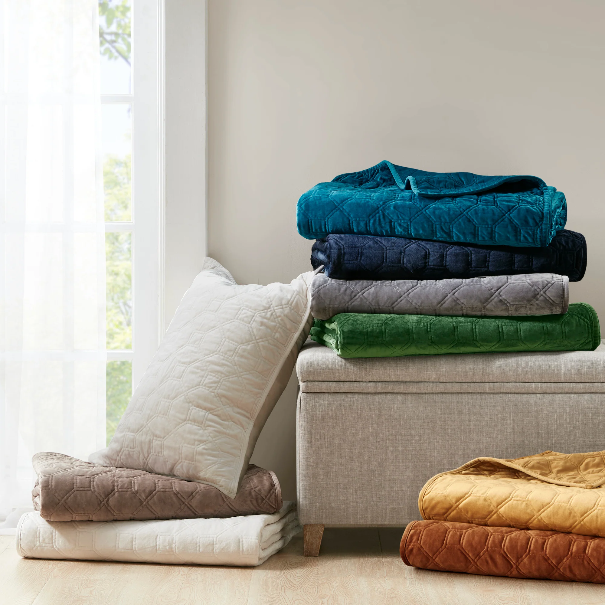 Harper 3-Piece Velvet Quilt Set - Image 41