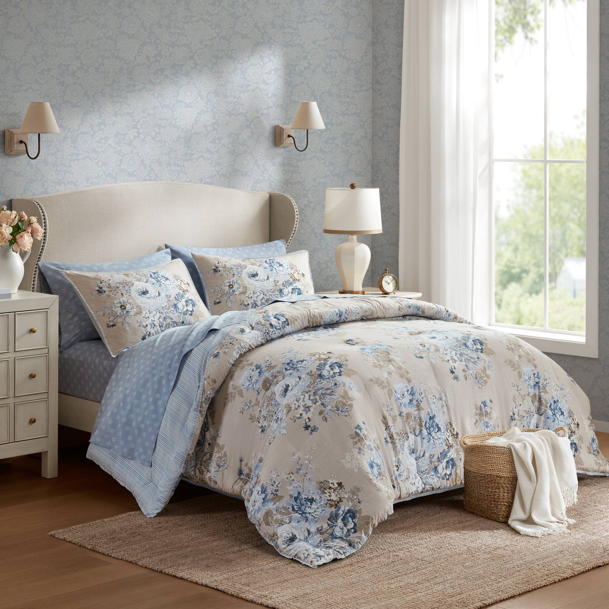 Heather 7-Piece Vintage Floral Print Inspired Comforter Set With Sheet Set - Image 3