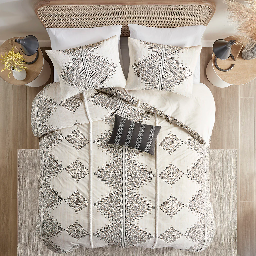 Ibiza 4-Piece Printed Duvet Cover Set with Throw Pillow - Image 4