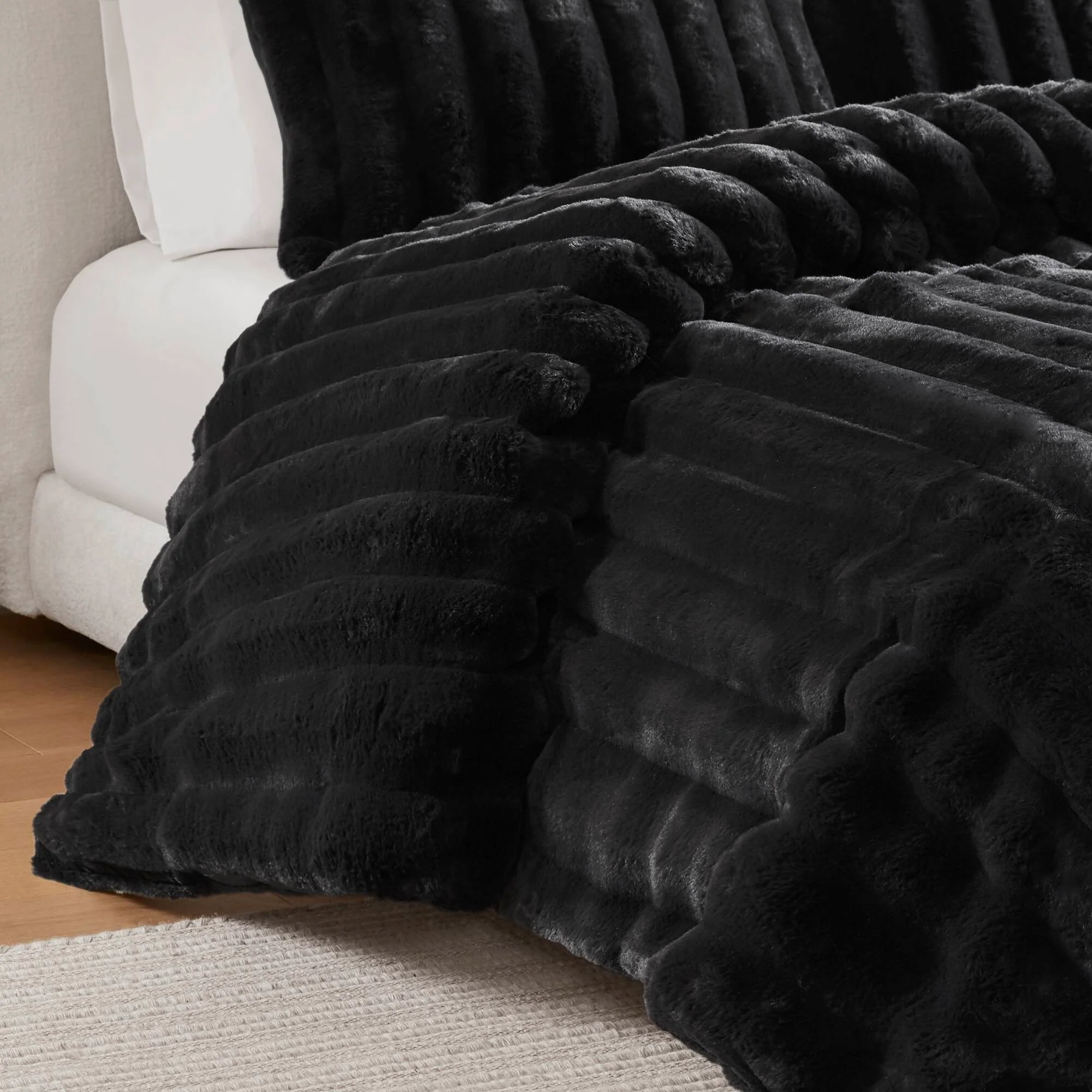 Jasmine Ultrasoft Faux Fur Ribbed Comforter Set - Image 14