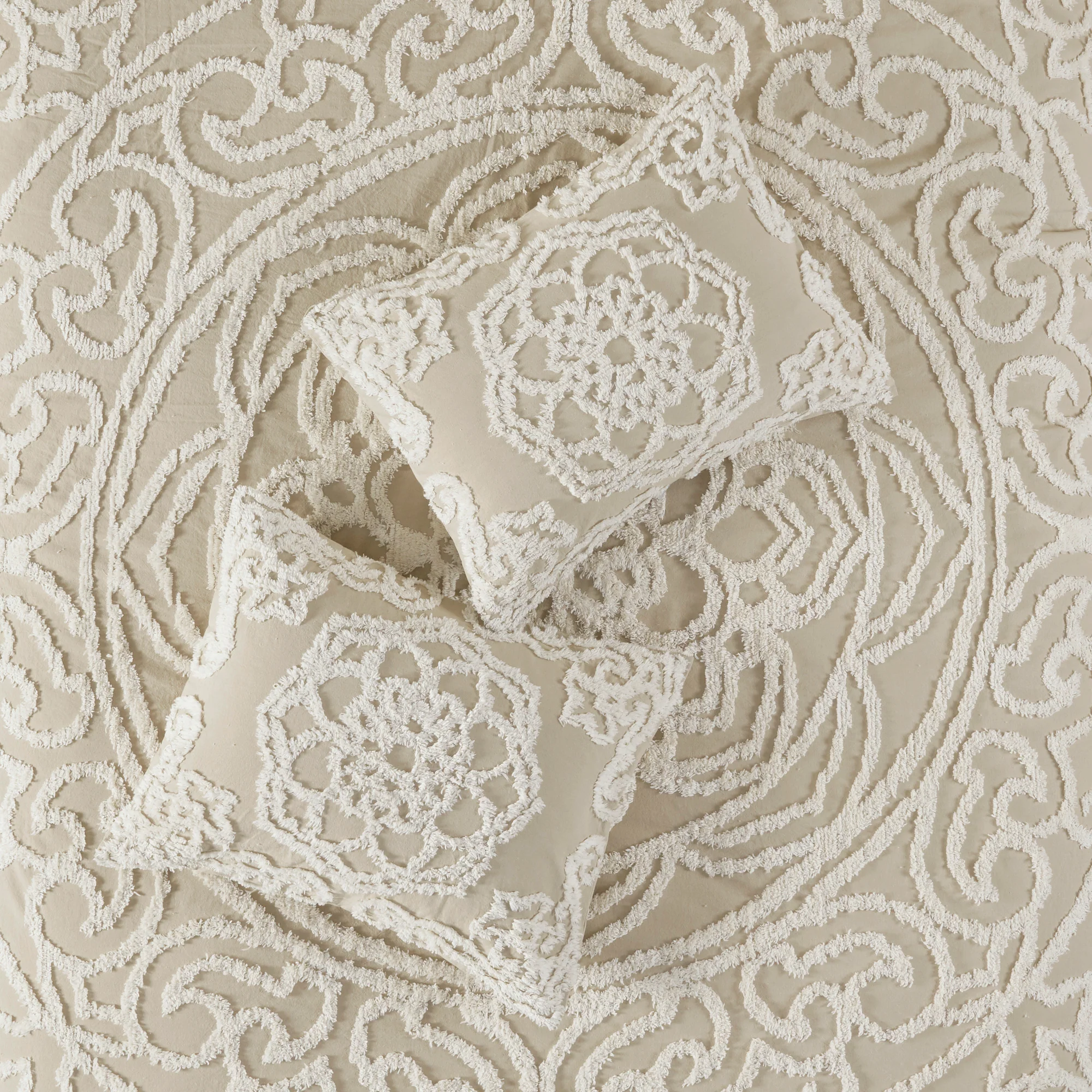 Laetitia 3-Piece Tufted Cotton Chenille Medallion Duvet Cover Set - Image 6