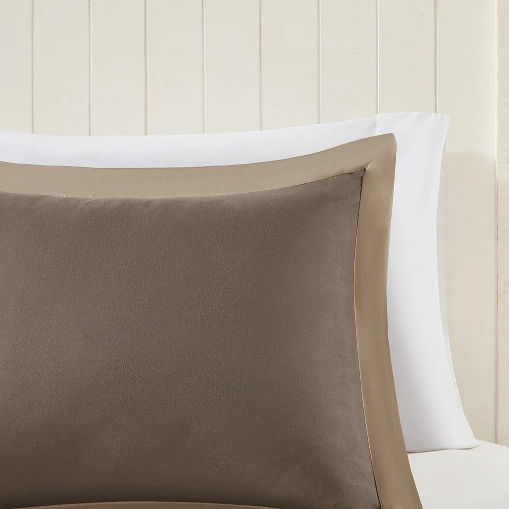 Larkspur 3M Scotchgard Diamond Quilting Reversible Down Alternative Comforter Set - Image 16
