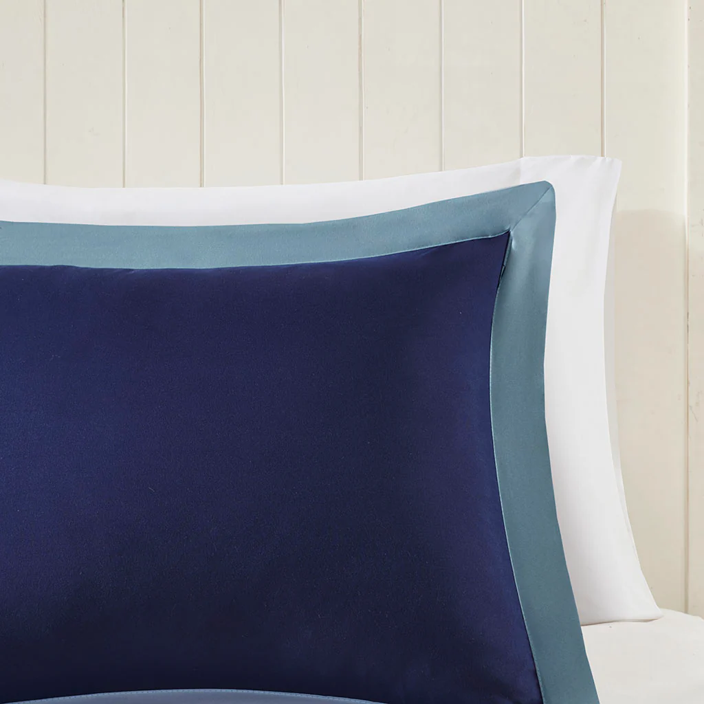 Larkspur 3M Scotchgard Diamond Quilting Reversible Down Alternative Comforter Set - Image 17
