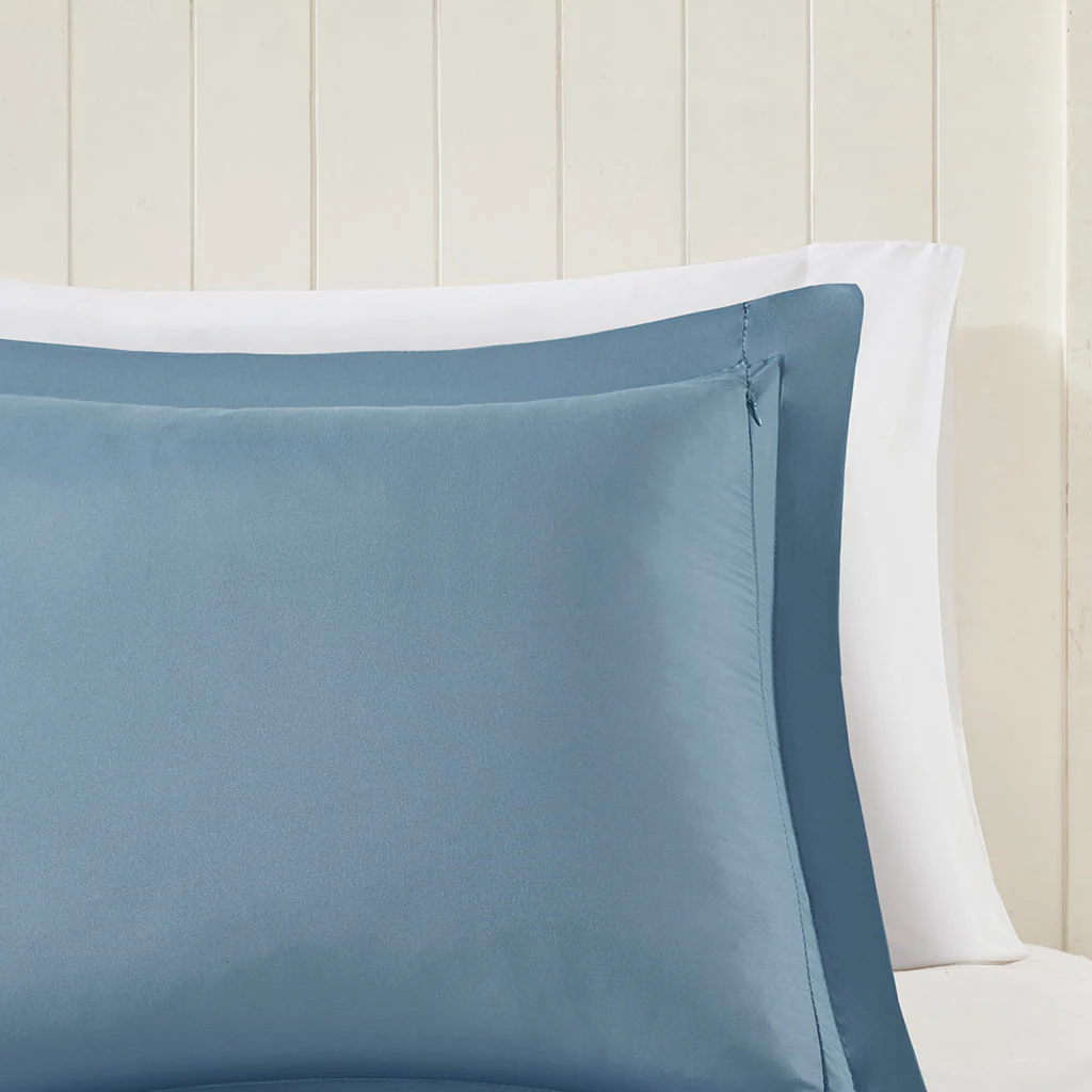 Larkspur 3M Scotchgard Diamond Quilting Reversible Down Alternative Comforter Set - Image 22