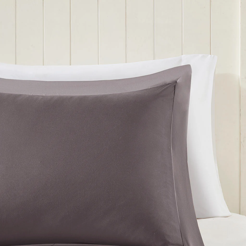 Larkspur 3M Scotchgard Diamond Quilting Reversible Down Alternative Comforter Set - Image 24