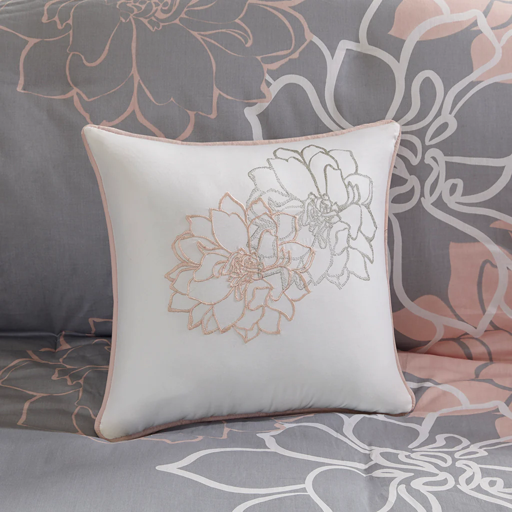 Lola 6-Piece Printed Duvet Cover Set - Image 19