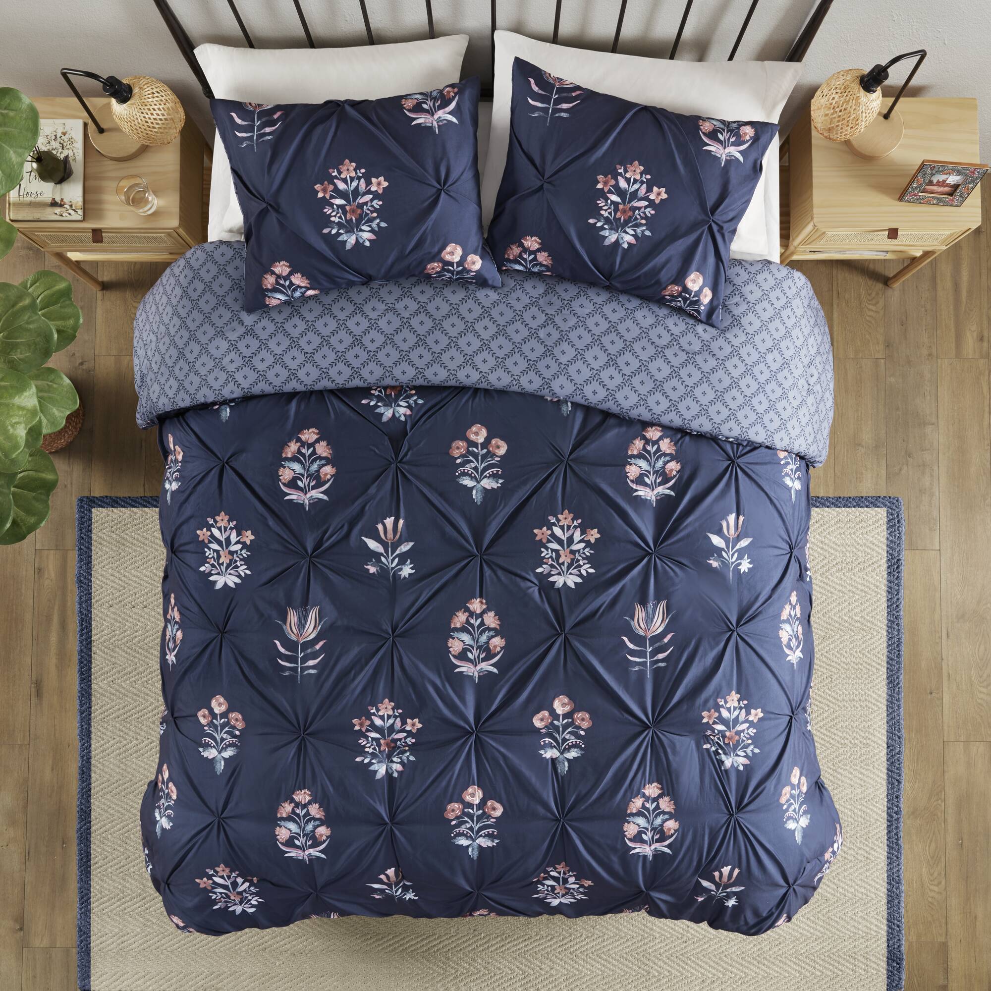 Marfa 3-Piece Pintuck Duvet Cover Set - Image 4