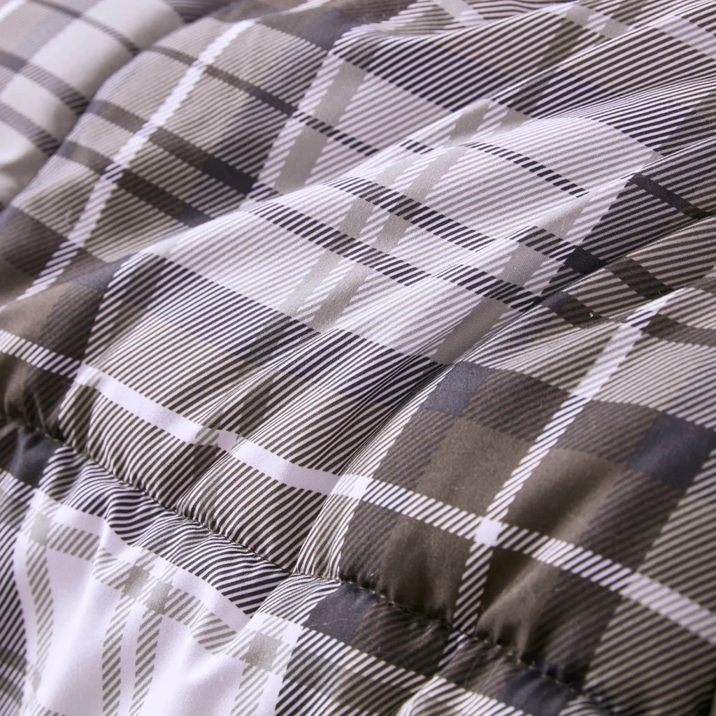 Parkston 3M Scotchgard Down Alternative All Season Comforter Set - Image 18