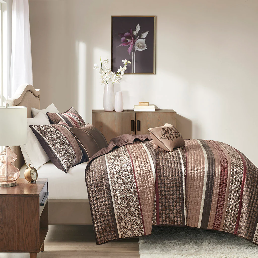 Princeton 5-Piece Jacquard Quilt Set with Throw Pillows - Image 9