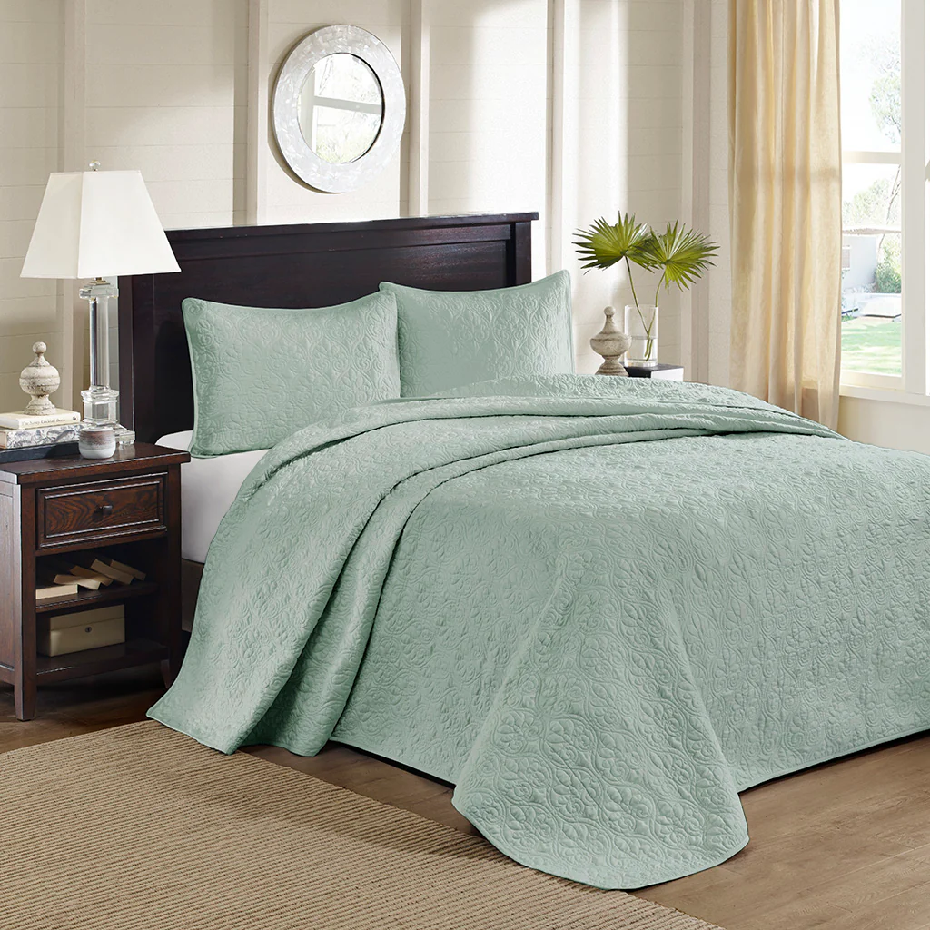 Quebec 3-Piece Reversible Bedspread Set - Image 23