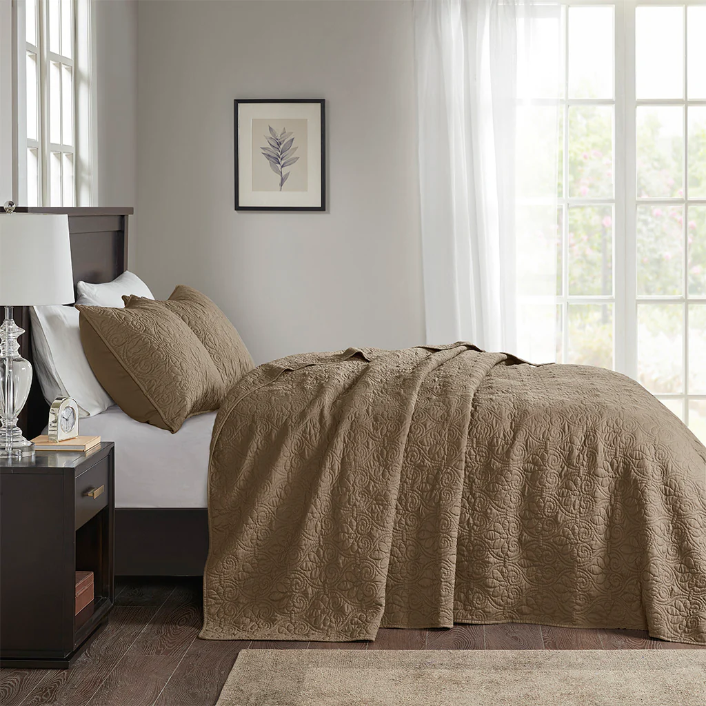 Quebec 3-Piece Reversible Bedspread Set - Image 32