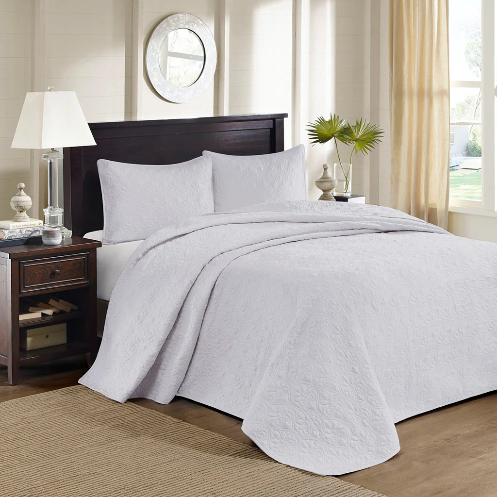 Quebec 3-Piece Reversible Bedspread Set - Image 5