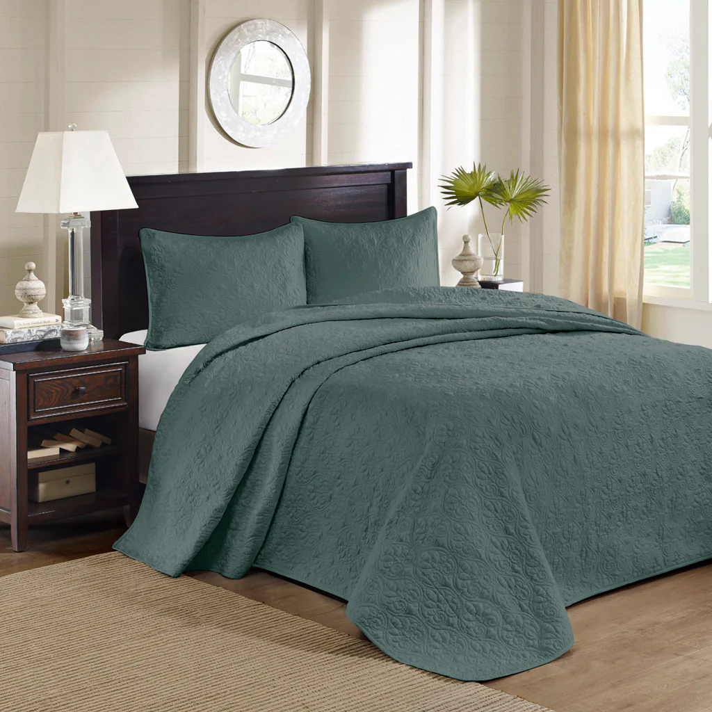 Quebec 3-Piece Reversible Bedspread Set - Image 7