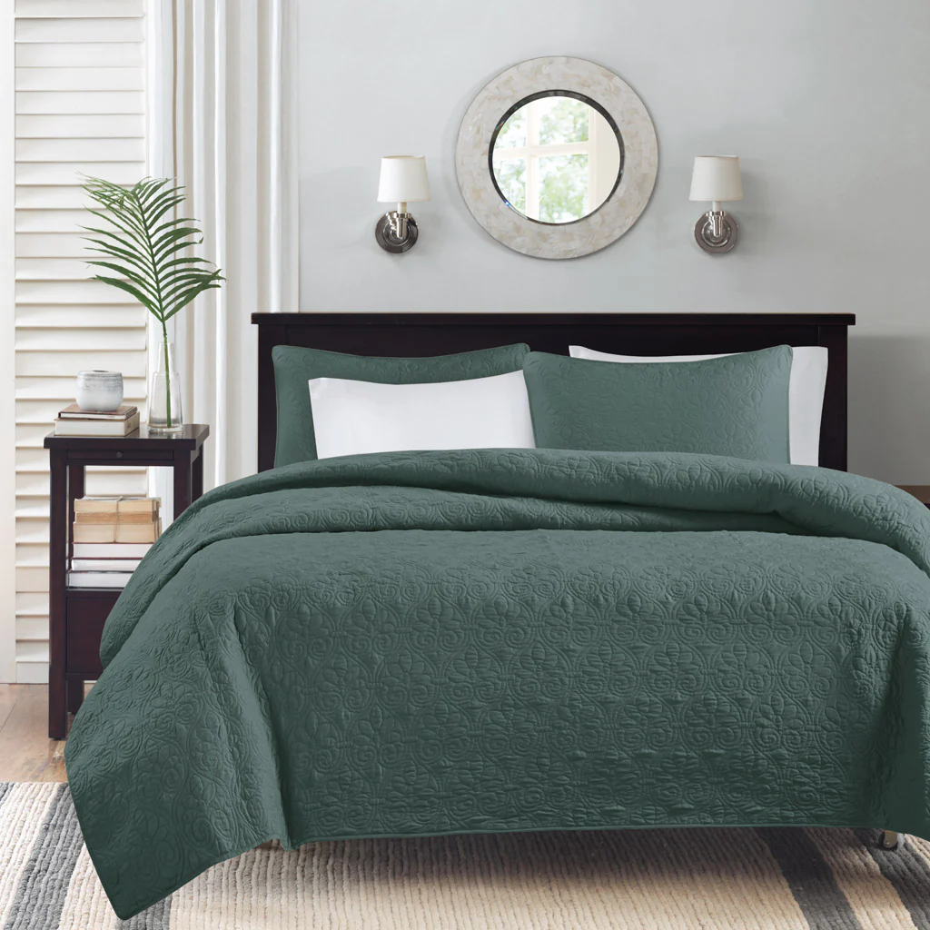 Quebec 3-Piece Reversible Quilt Set - Image 12