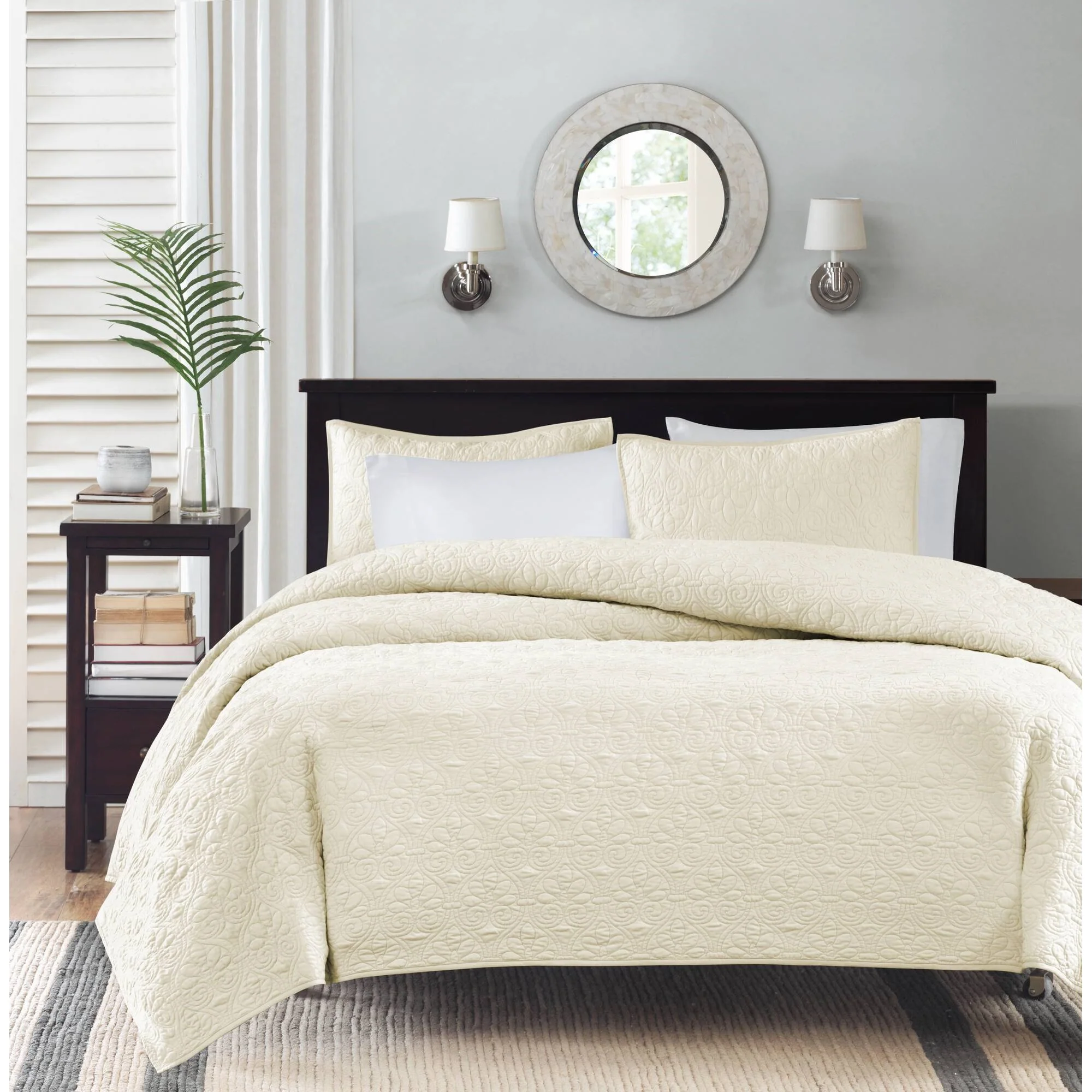 Quebec 3-Piece Reversible Quilt Set - Image 26