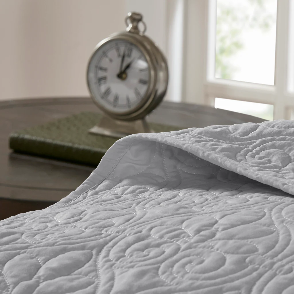 Quebec 3-Piece Reversible Quilt Set - Image 81
