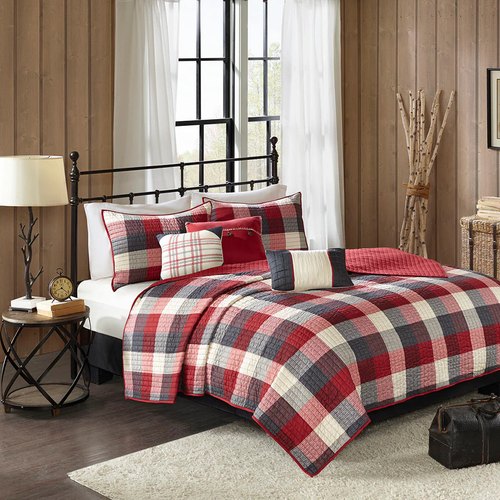 Ridge 6-Piece Printed Herringbone Quilt Set with Throw Pillows