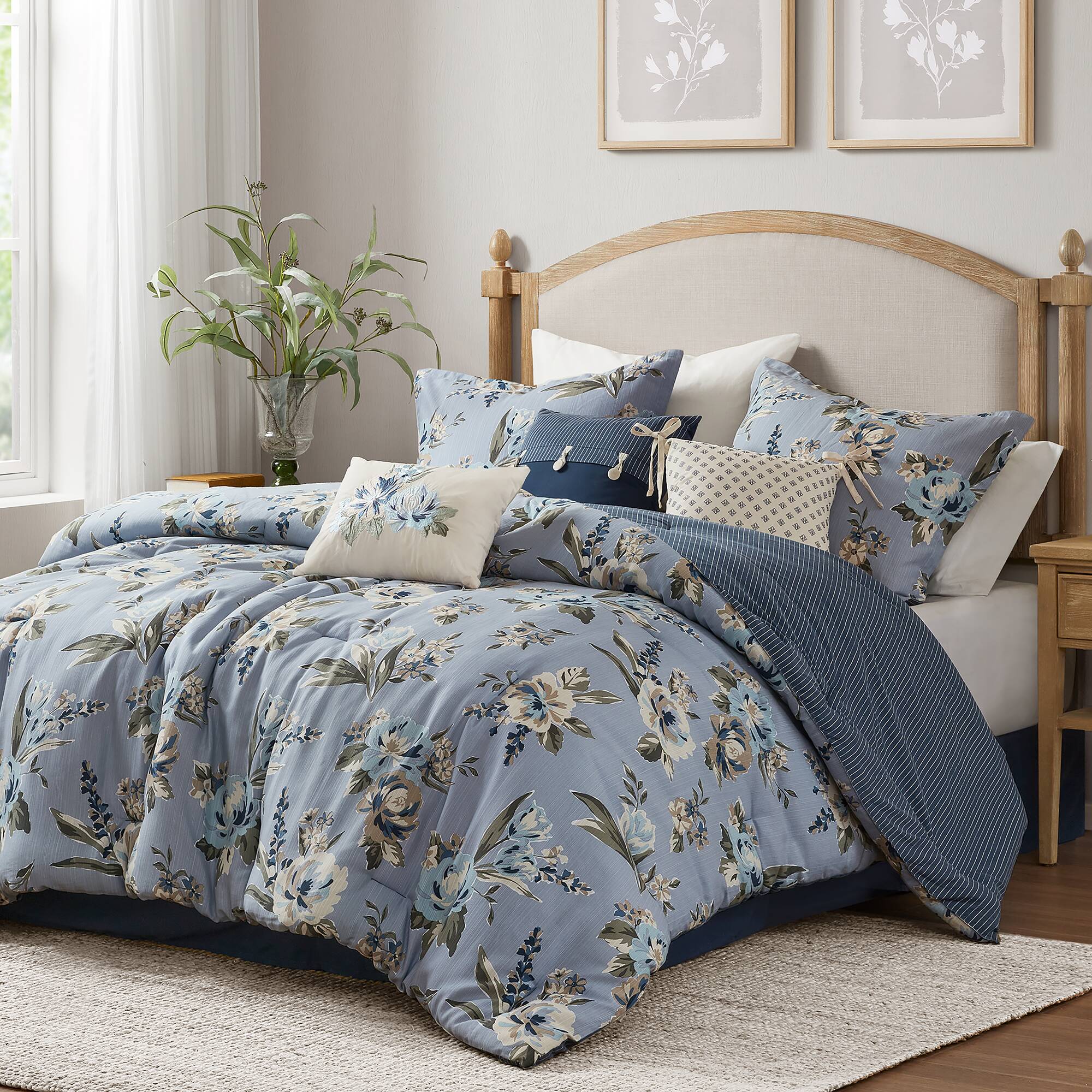 Salara 7-Piece Vintage Floral Comforter Set - Image 10