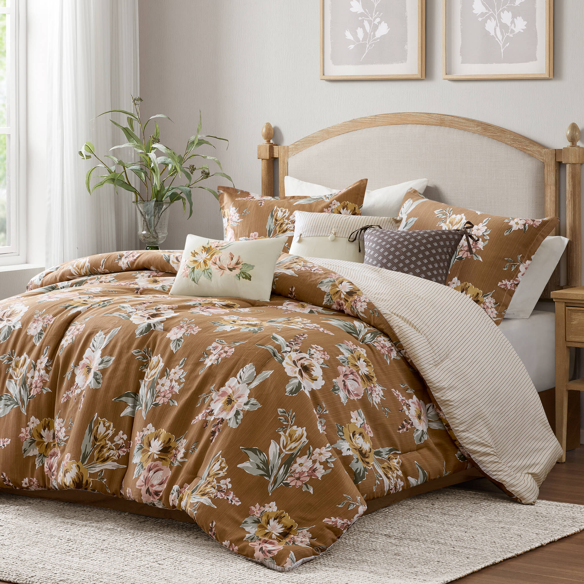Salara 7-Piece Vintage Floral Comforter Set - Image 23