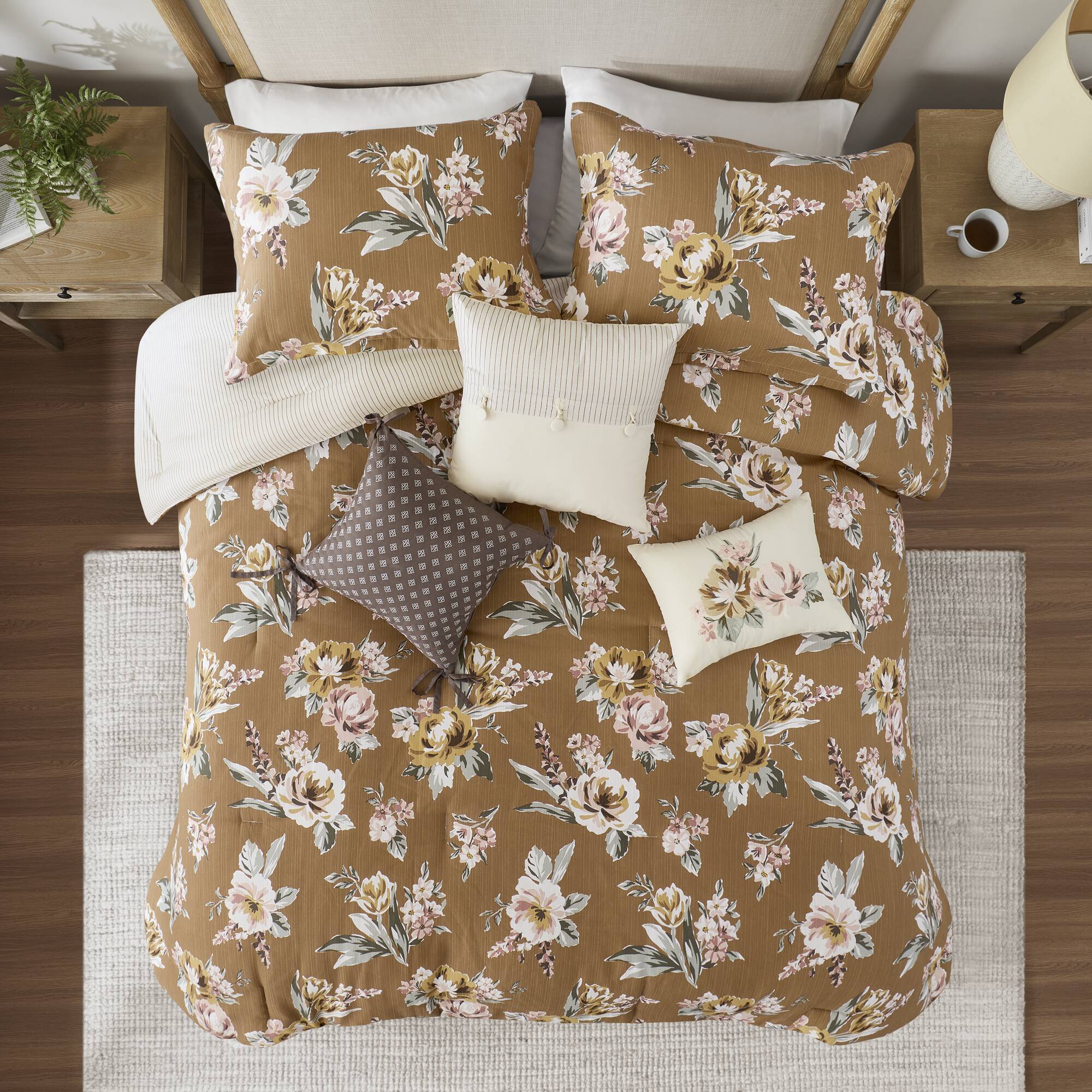 Salara 7-Piece Vintage Floral Comforter Set - Image 24
