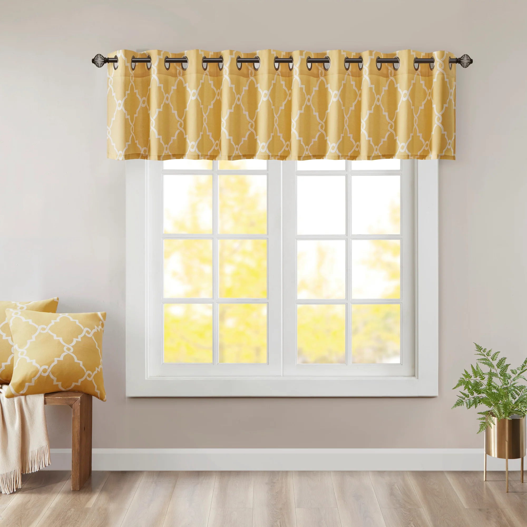 Saratoga Fretwork Print Grommet Top Window Valance - Image 4