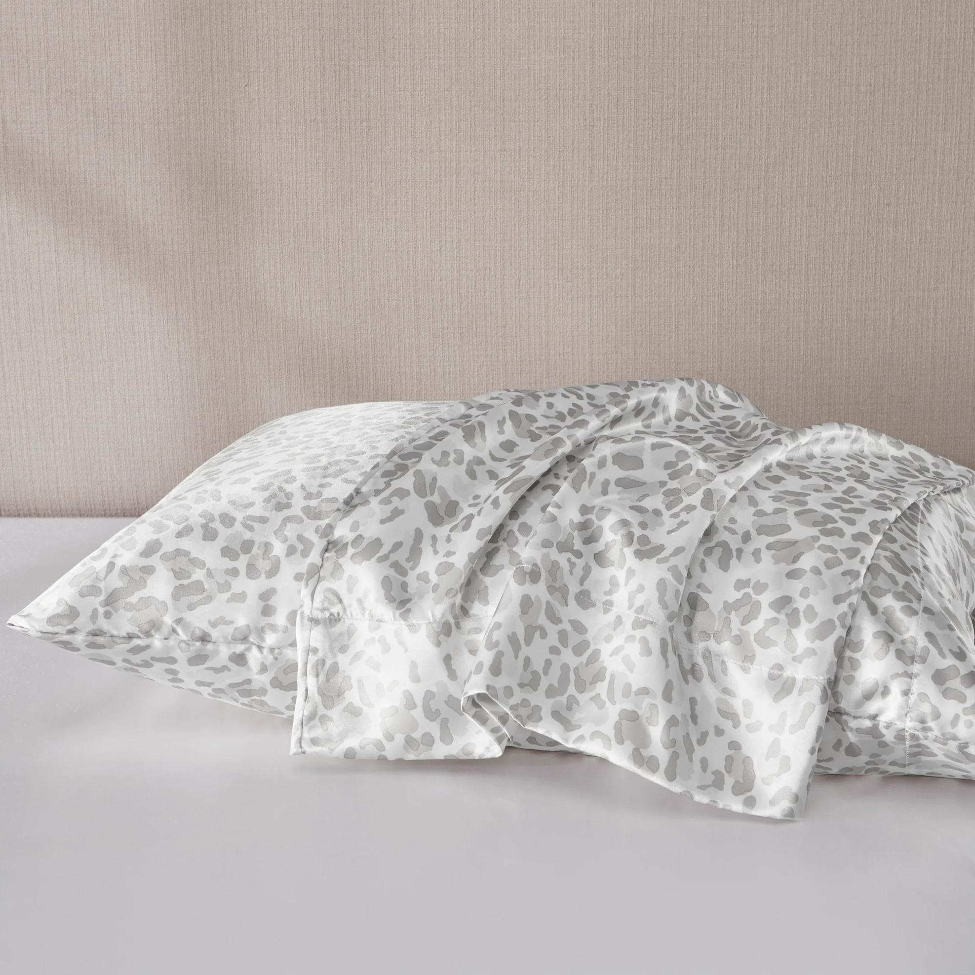 Satin Luxury 2-Piece Pillowcases - Image 23