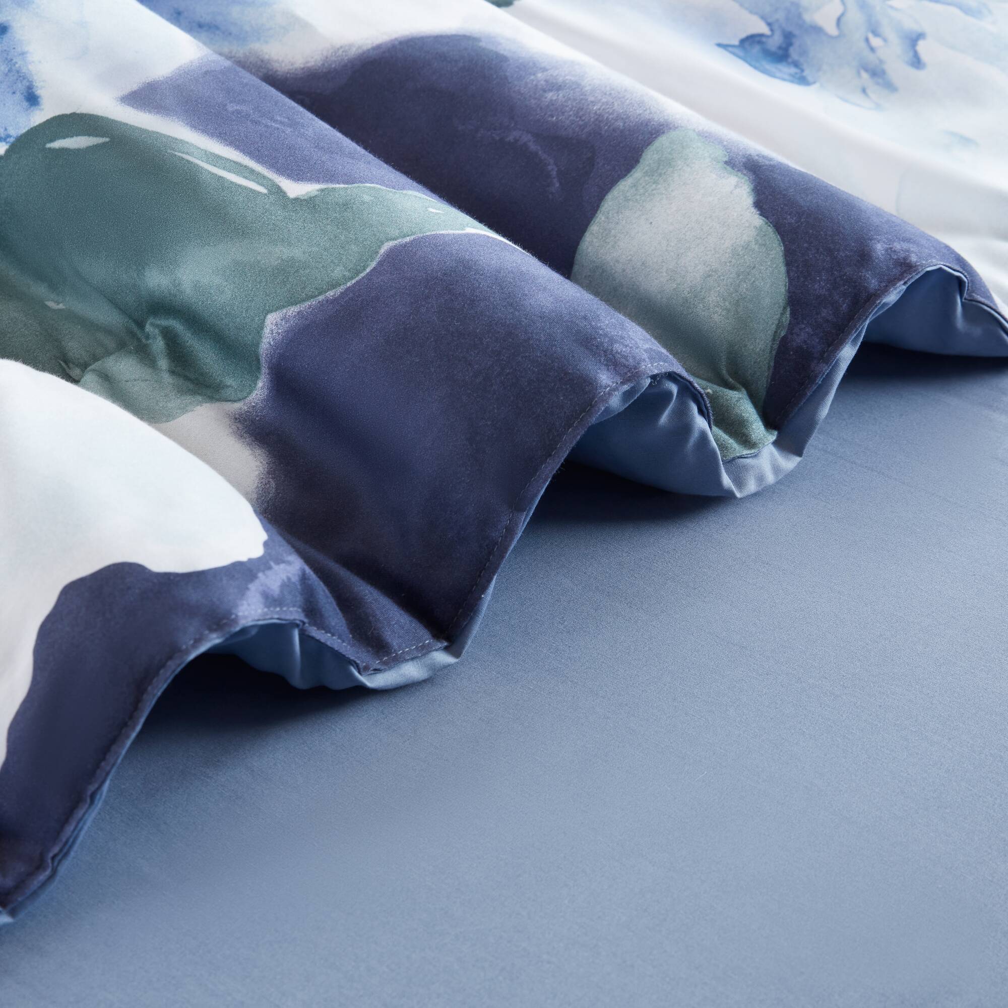 Shanti 7-Piece Comforter Set - Image 32