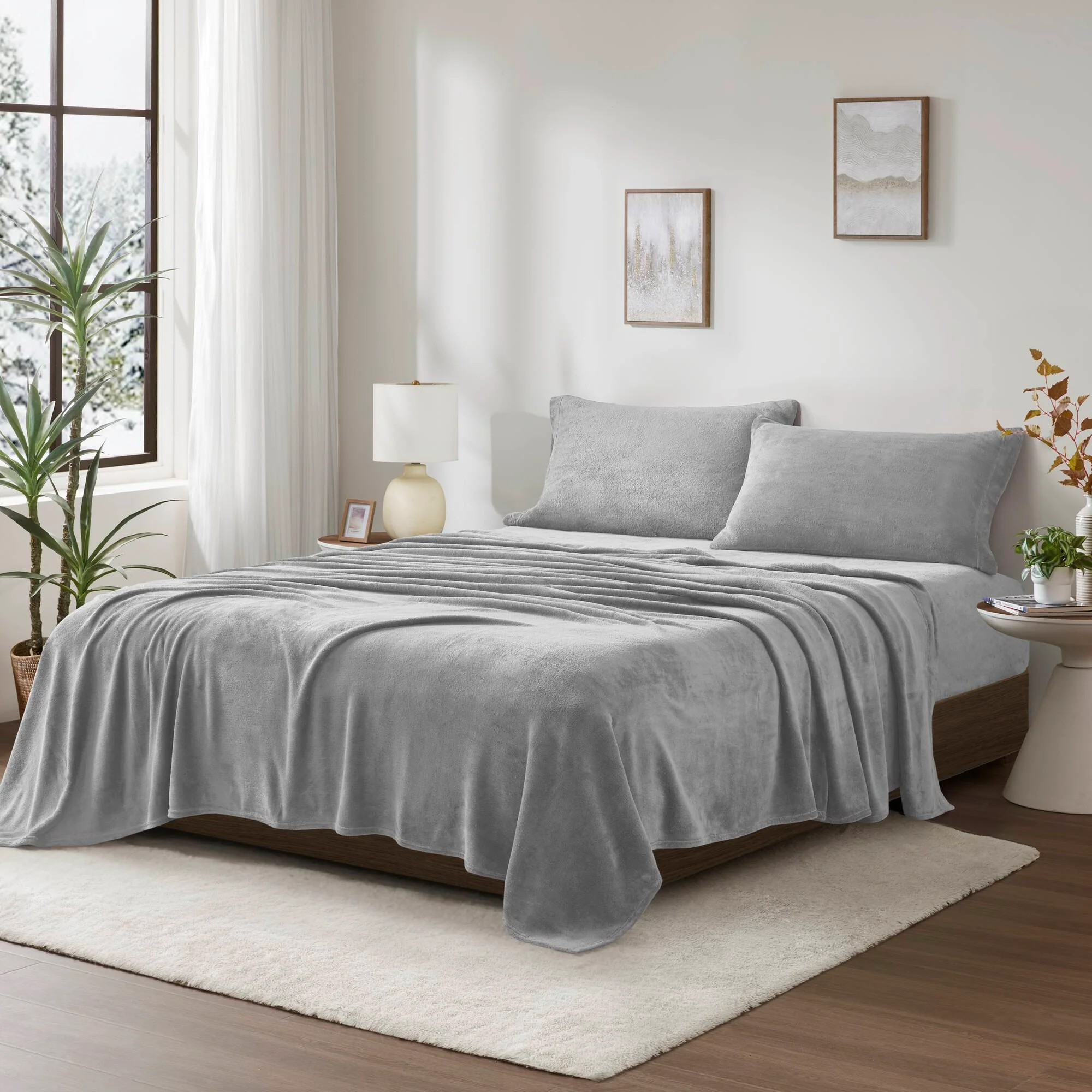 Soloft Plush Micro Plush Sheet Set - Image 2