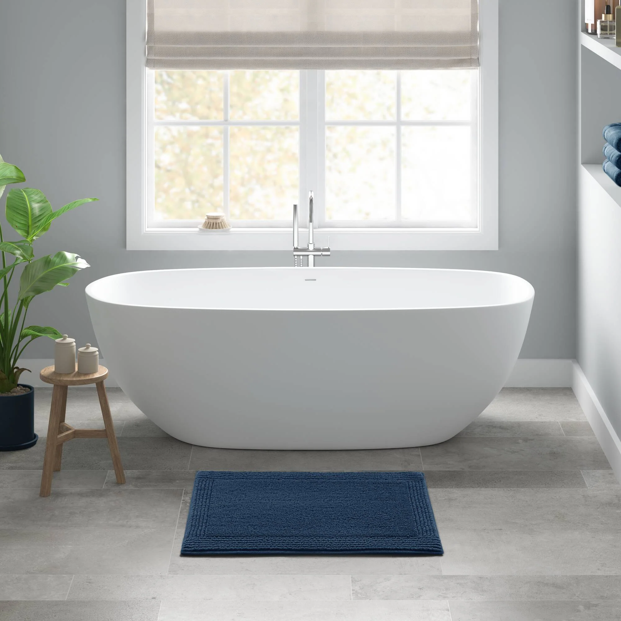 Splendor 100% Cotton Tufted 3000 GSM Reversible Bath Rug - Image 3