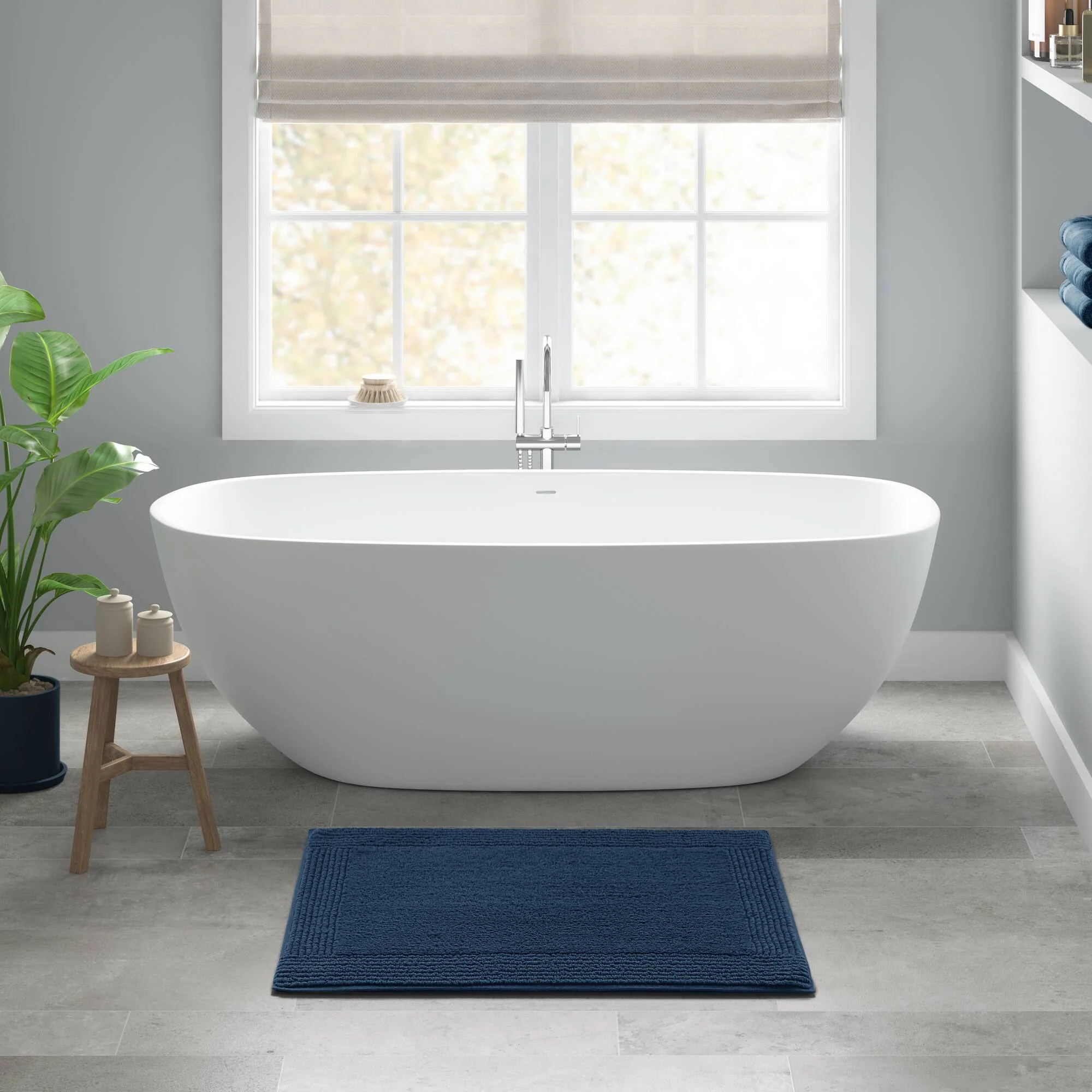 Splendor 100% Cotton Tufted 3000 GSM Reversible Bath Rug - Image 4