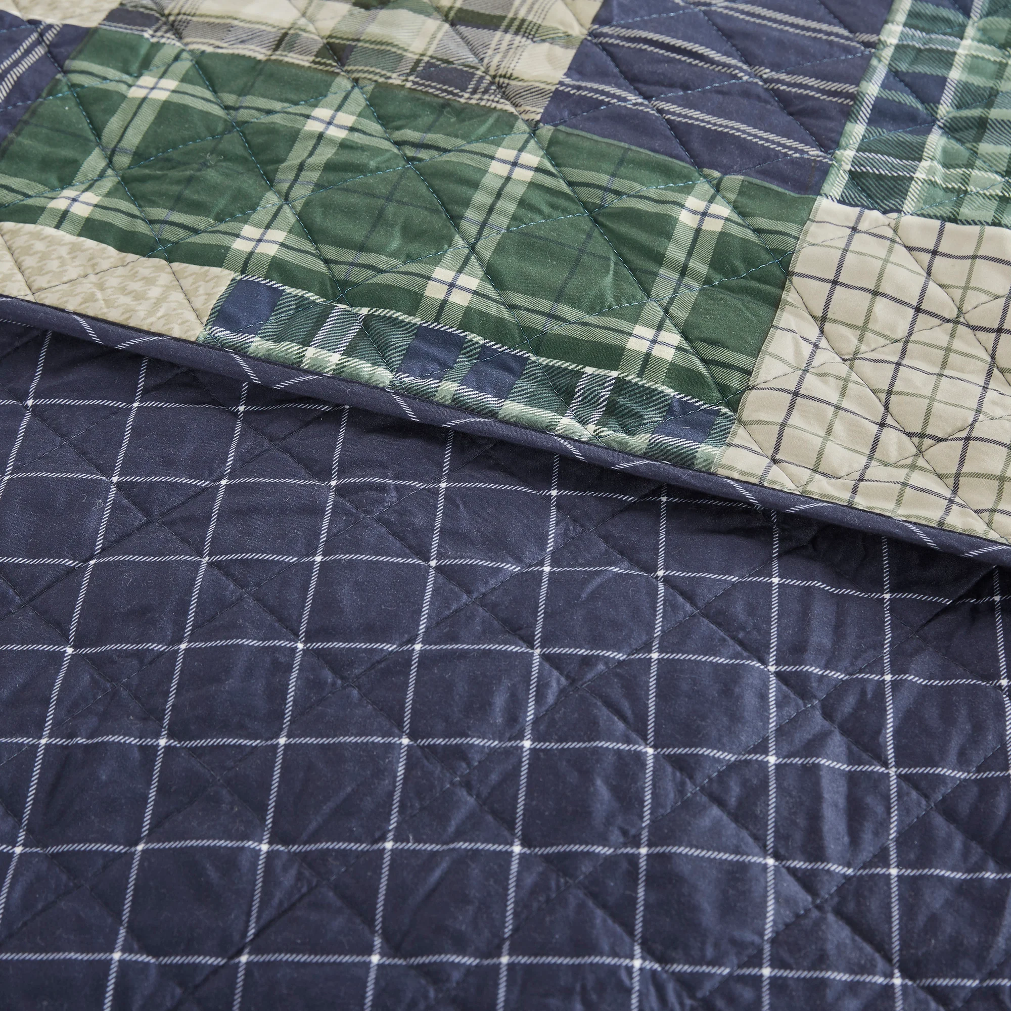 Timber 3-Piece Reversible Printed Quilt Set - Image 29