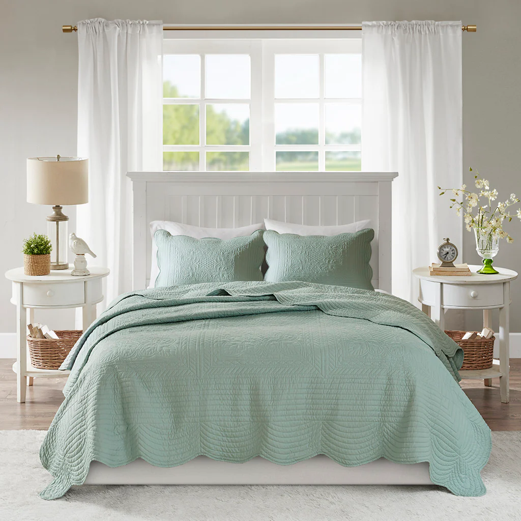 Tuscany 3-Piece Reversible Scalloped Edge Quilt Set - Image 22
